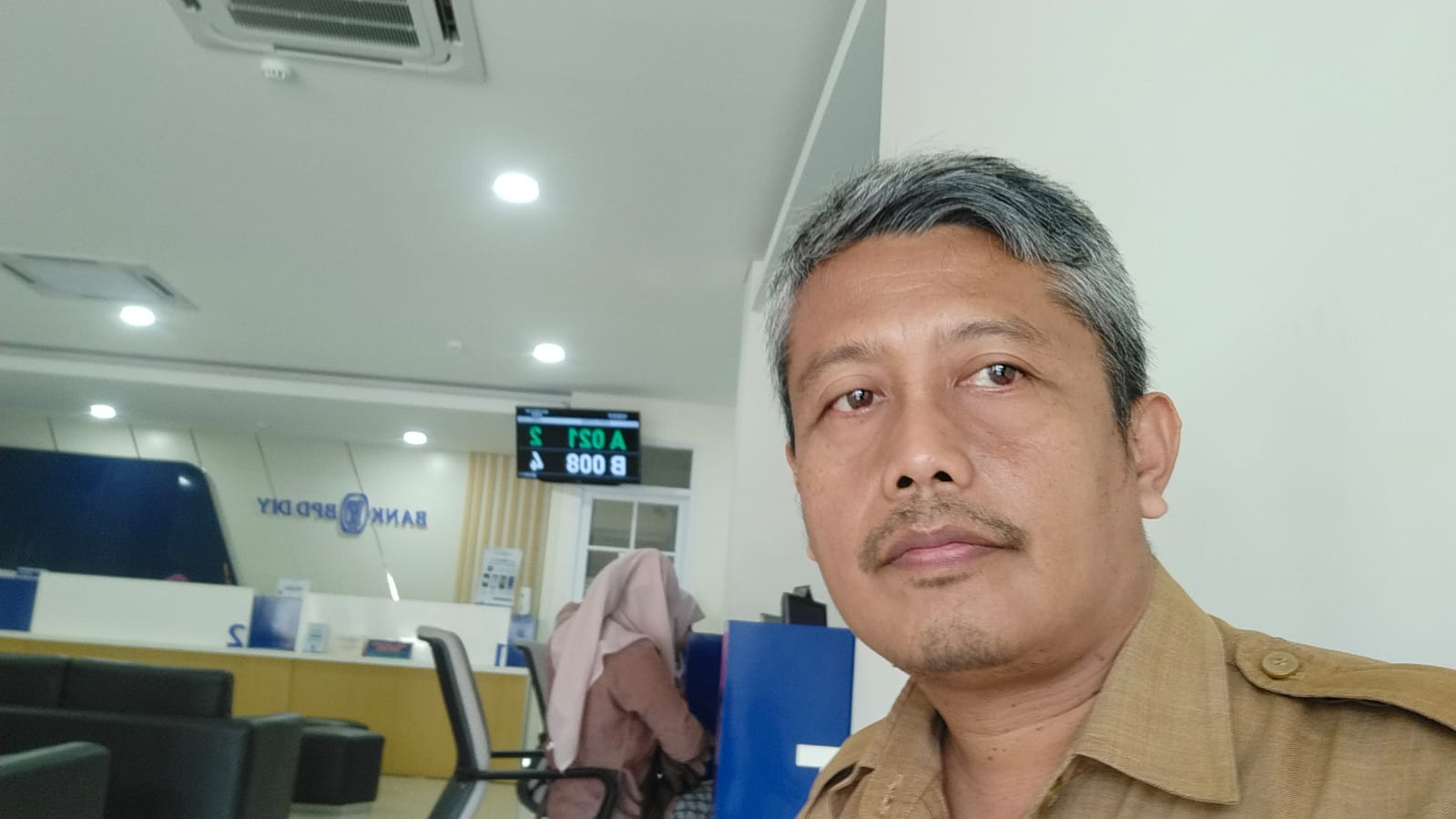 Melakukan Konsultasi tentang Jangka Waktu Angsuran dan Angsuran ke di Bank BPD DIY unit Kas Pengasih Melakukan Konsultasi tentang Jangka Waktu Angsuran dan Angsuran ke di Bank BPD DIY unit Kas Pengasih